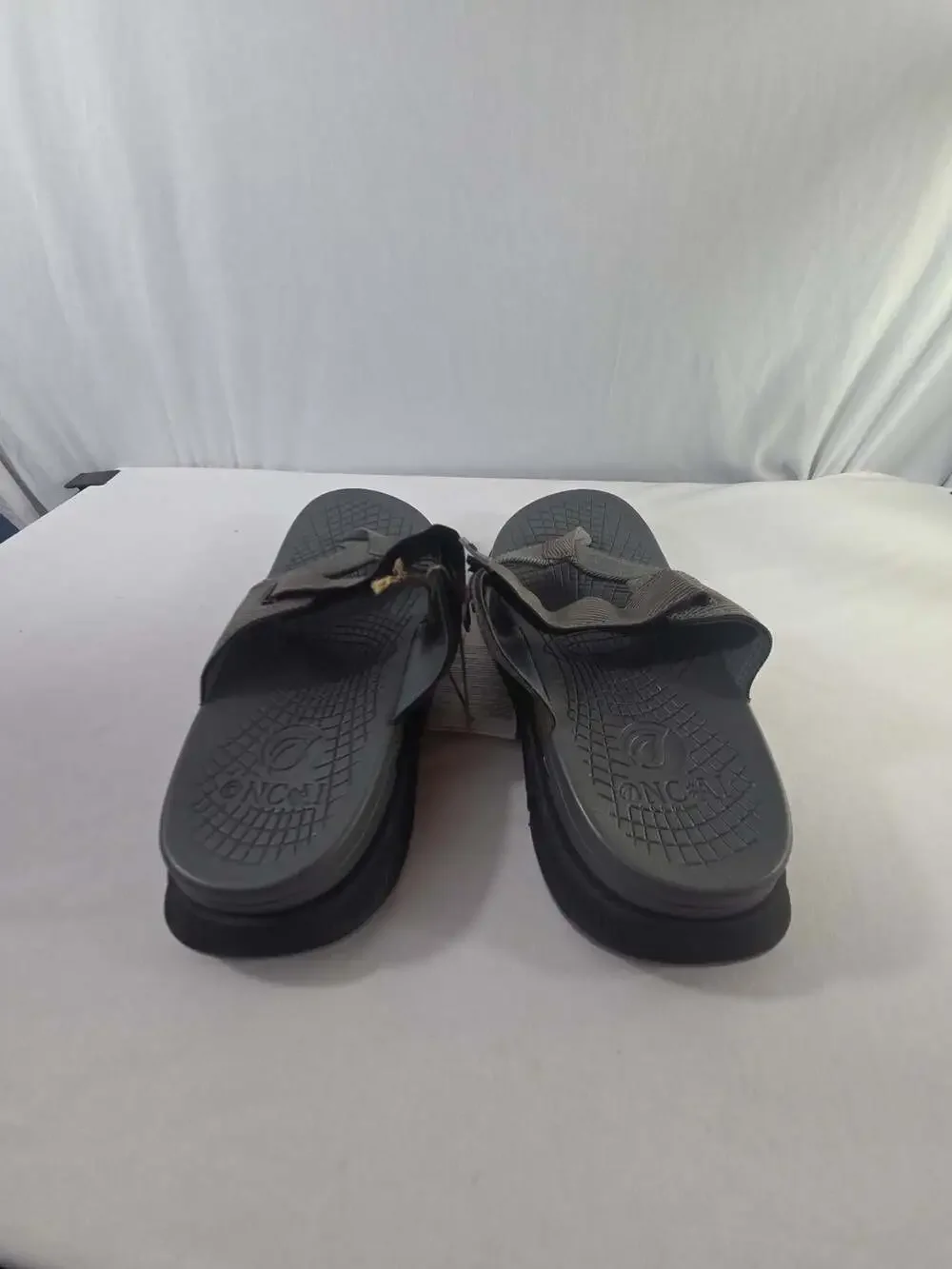Oncai Men's Orthopedic Arch Support Flip Flop Sandals